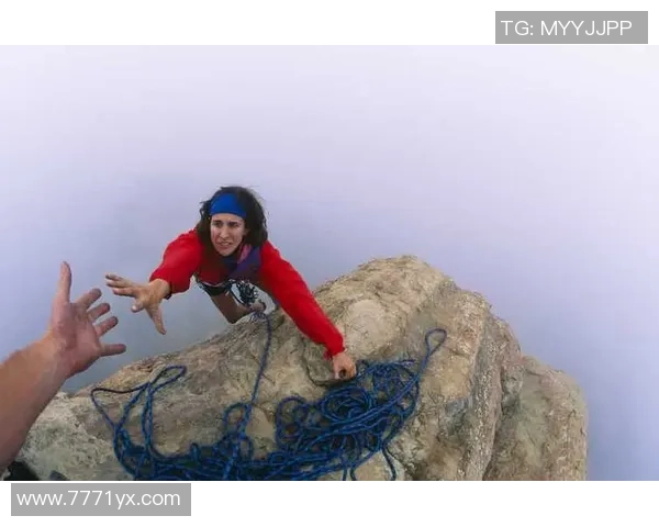 杭州攀岩队在极限运动嘉年华中的精彩表现与比赛经验分享